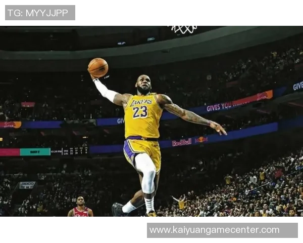 里夫斯称勒布朗即便退役仍是历史最佳球员热爱让他继续征战赛场